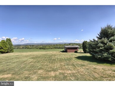 738 Stone Hill Rd, Shoemakersville, PA 19555 - photo 4