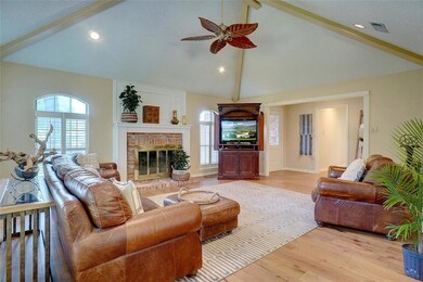 1600 Staffordshire Ct, Bedford, TX 76021 - photo 6