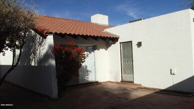 2063 E Aspen Dr, Tempe, AZ 85282 - photo 2