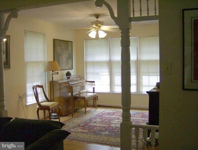 1908 Barbee St, McLean, VA 22101 - photo 5