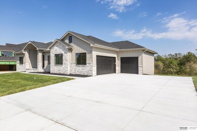 5717 S 200th Cir, Omaha, NE 68135 - photo 5