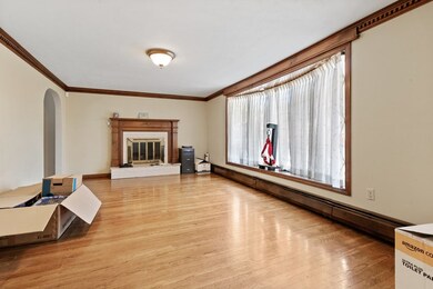 35 Mckenney Cir unit 1, Andover, MA 01810 - photo 2