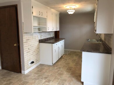 1150 Jefferson St, Bucyrus, OH 44820 - photo 7