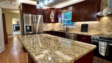 1523 Cresta Rd, Colorado Springs, CO 80906 - photo 3