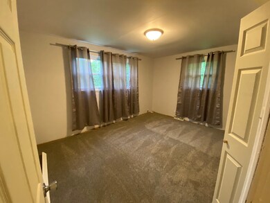 3207 Oak Ct, Hazel Crest, IL 60429 - photo 5