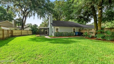 2247 Aspen Ridge Ct, Atlantic Beach, FL 32233 - photo 4