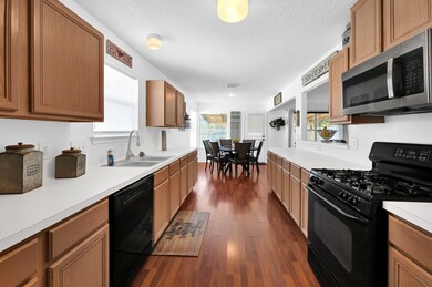 7903 Evergreen Terrace Ln, Houston, TX 77040 - photo 6