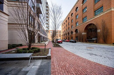 004_250_w._spring_street_623_87_0