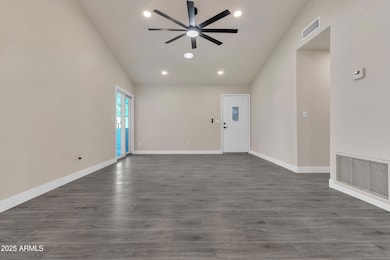 1020 W Myrna Ln, Tempe, AZ 85284 - photo 4