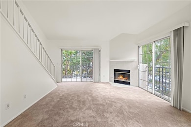 24125 Del Monte Dr unit 156, Valencia, CA 91355 - photo 4