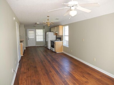 Kitchen/living area