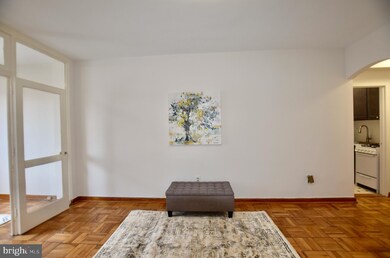 General Scott Apartments unit 420, Washington, DC 20036 - photo 7