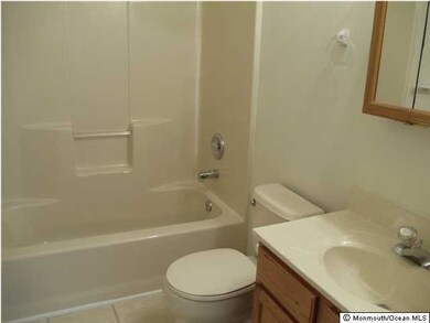 5 Walnut St unit 27, Toms River, NJ 08753 - photo 6