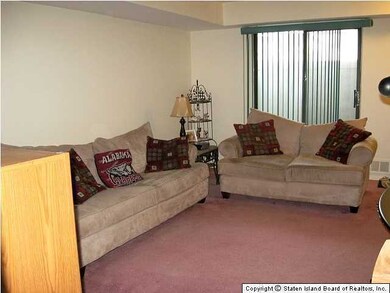 4189 Amboy Rd unit 5, Staten Island, NY 10308 - photo 3