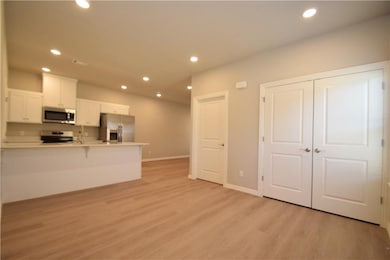 1604 SW Poigai Way unit 2, Bentonville, AR 72713 - photo 3