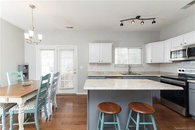 Beautifully-updated eat-in kitchen!