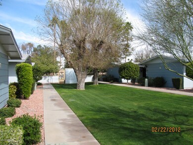 10803 W Santa fe Dr, Sun City, AZ 85351 - photo 2