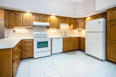 24 S Main St unit 6, Rutland, VT 05701 - photo 4