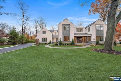 44 Orchard Rd, Demarest, NJ 07627 - photo 2