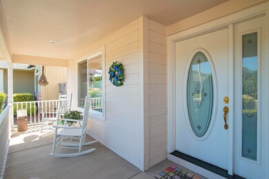 Front Porch/ Entry