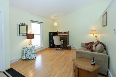 223 E Van Bruggen Dr-103