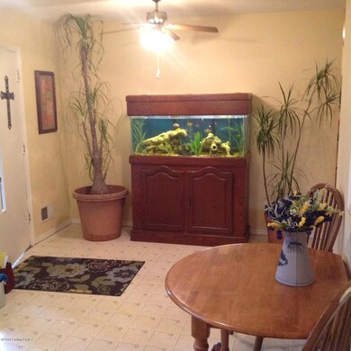 8303 Delido Rd, Louisville, KY 40219 - photo 4