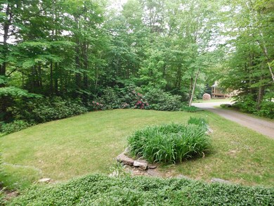 19 Arctic Cir, Wilmington, VT 05363 - photo 4