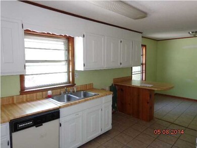 2711 Henderson Ave NW, Cleveland, TN 37312 - photo 4