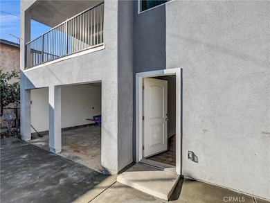 1231 S Rowan Ave unit 1/2, Los Angeles, CA 90023 - photo 4