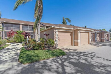 5271 Mahogany Run Ave unit 715, Sarasota, FL 34241 - photo 2