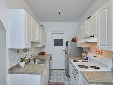 2 Sutherland Rd unit 2, Brighton, MA 02135 - photo 6