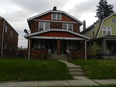 1282-84 Linwood 039
