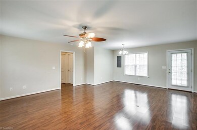 520 Sunrise Ave, Asheboro, NC 27203 - photo 5