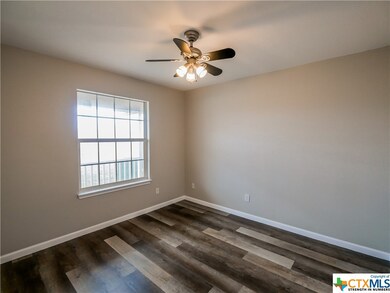 4911 Southerland Rd, Moody, TX 76557 - photo 7