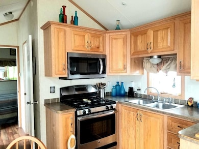 2073 Post Rd unit 5, Wells, ME 04090 - photo 6