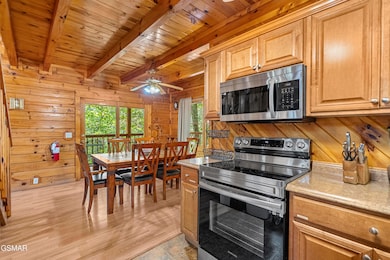 1745 Red Bone Way, Sevierville, TN 37876 - photo 6