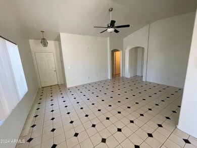 11575 W Mule Deer Ct, Surprise, AZ 85378 - photo 3