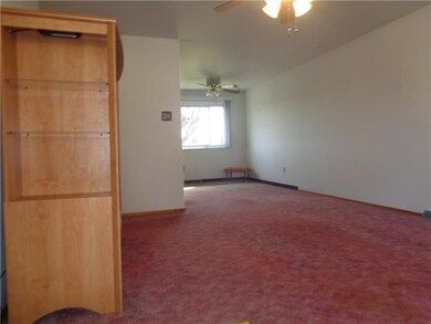 Terrific Condition! PRIZE HOME! Just Move Right In