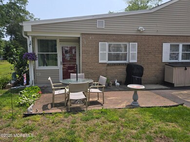 18D Cedar St unit C, Toms River, NJ 08757 - photo 3