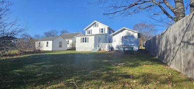 208 7th St, Bangor, ME 04401 - photo 2