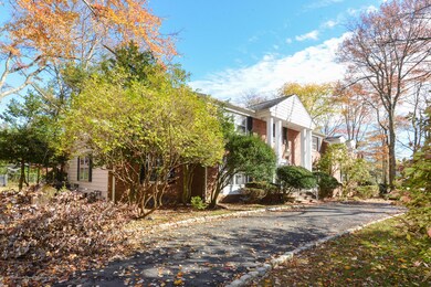 11 Brookside Dr, Rumson, NJ 07760 - photo 2