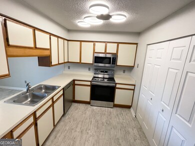 105 E Lakemont Dr, Kingsland, GA 31548 - photo 4