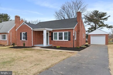 17224 Amber Dr, Hagerstown, MD 21740 - photo 3