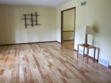 5485 Jan Dr, Fitchburg, WI 53711 - photo 5