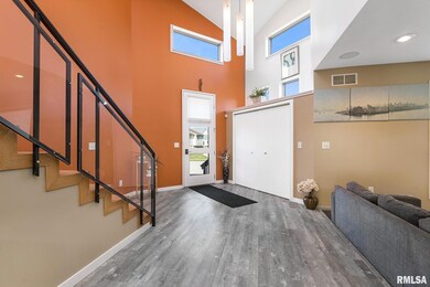 3823 W 44th St, Davenport, IA 52806 - photo 3