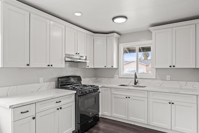 7529 Skelton Way, Sacramento, CA 95822 - photo 6