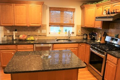 70 Peach Orchard Rd, Burlington, MA 01803 - photo 4