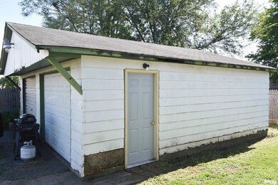 1539 Delavan St, Lincoln, IL 62656 - photo 7