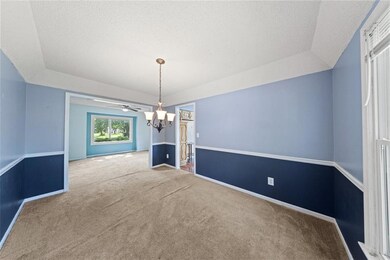 10052 Rosehill Rd, Lenexa, KS 66215 - photo 4