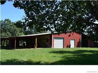 3 Stall Steel Barn with shed